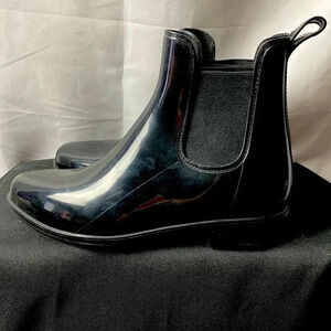 A NEW DAY WO SIZE‎ 10 BLACK ANKLE TOP RUBBER RAIN BOOT GREAT FOR GARDENING